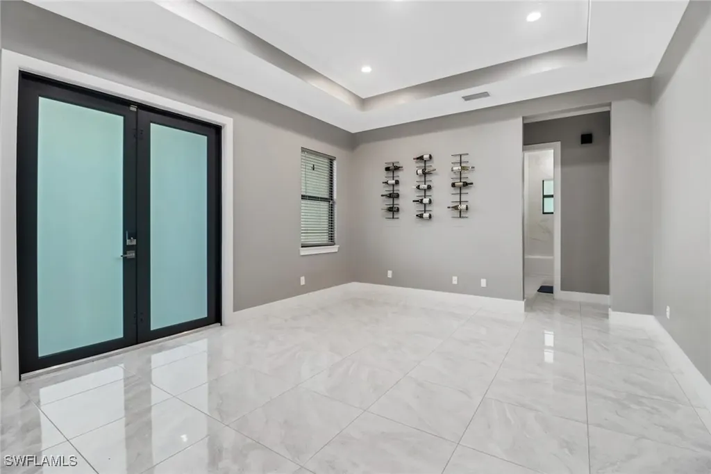 481 7th Street NW Naples FL 34120