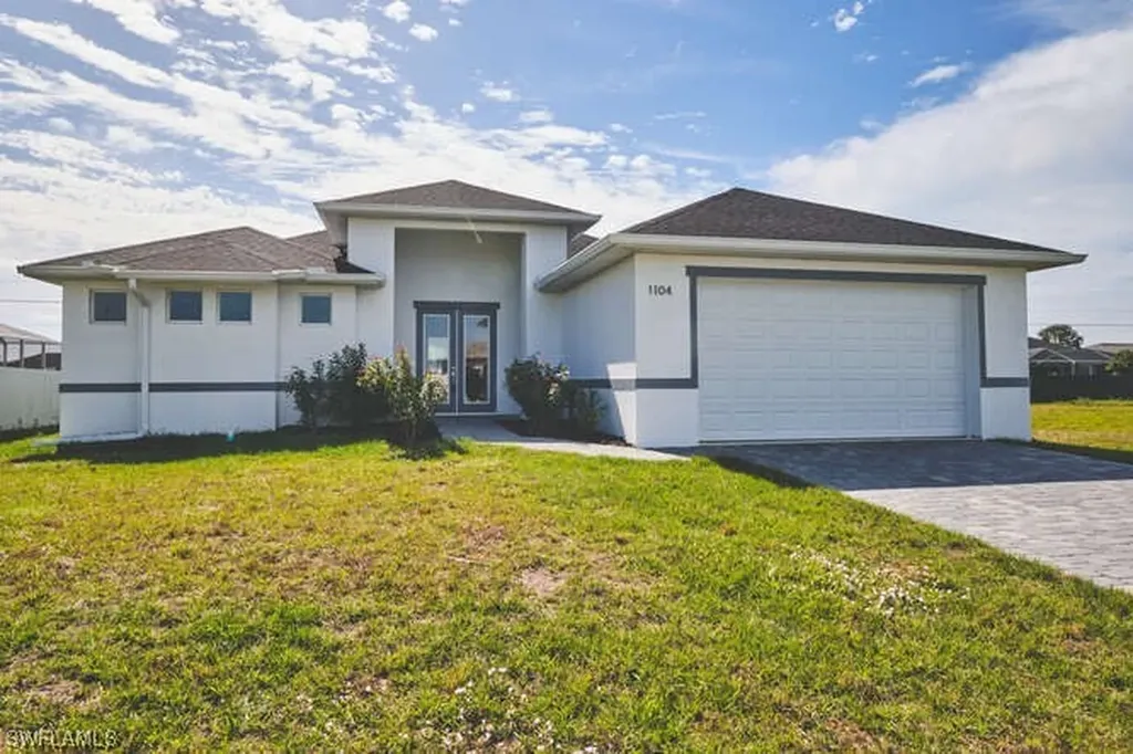 1104 Nw 15th Street Cape Coral FL 33993