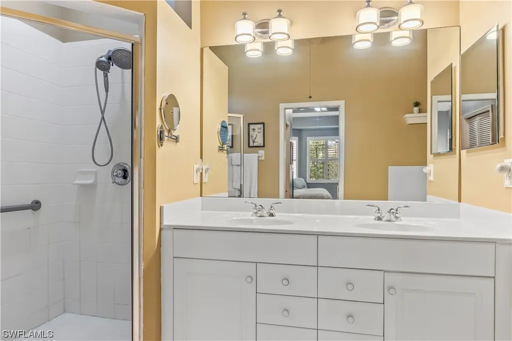 7850 Sanctuary Circle Naples FL 34104