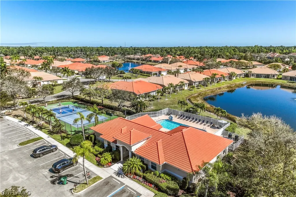 7850 Sanctuary Circle Naples FL 34104