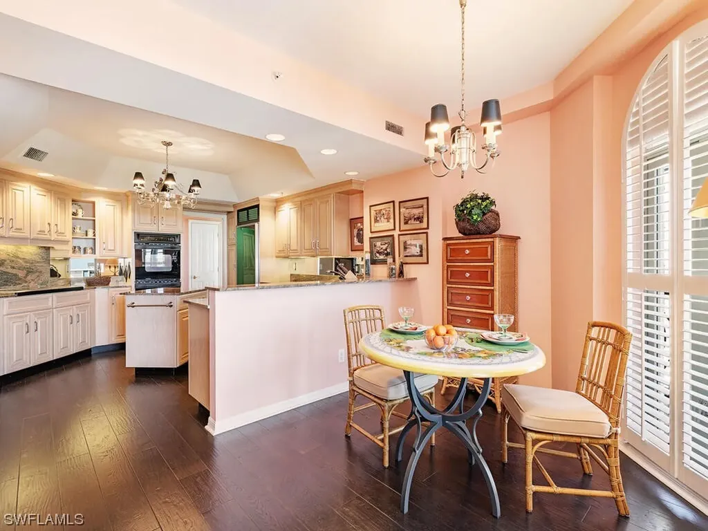 1221 Gulf Shore Boulevard N Naples FL 34102