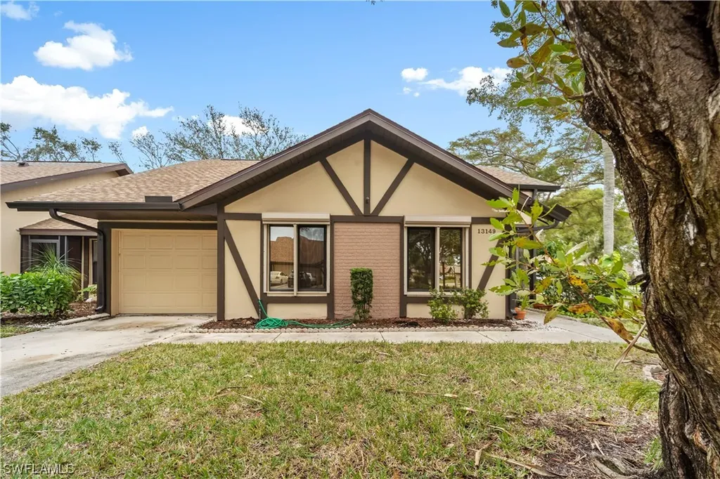 13149 Hampshire Court Fort Myers FL 33919