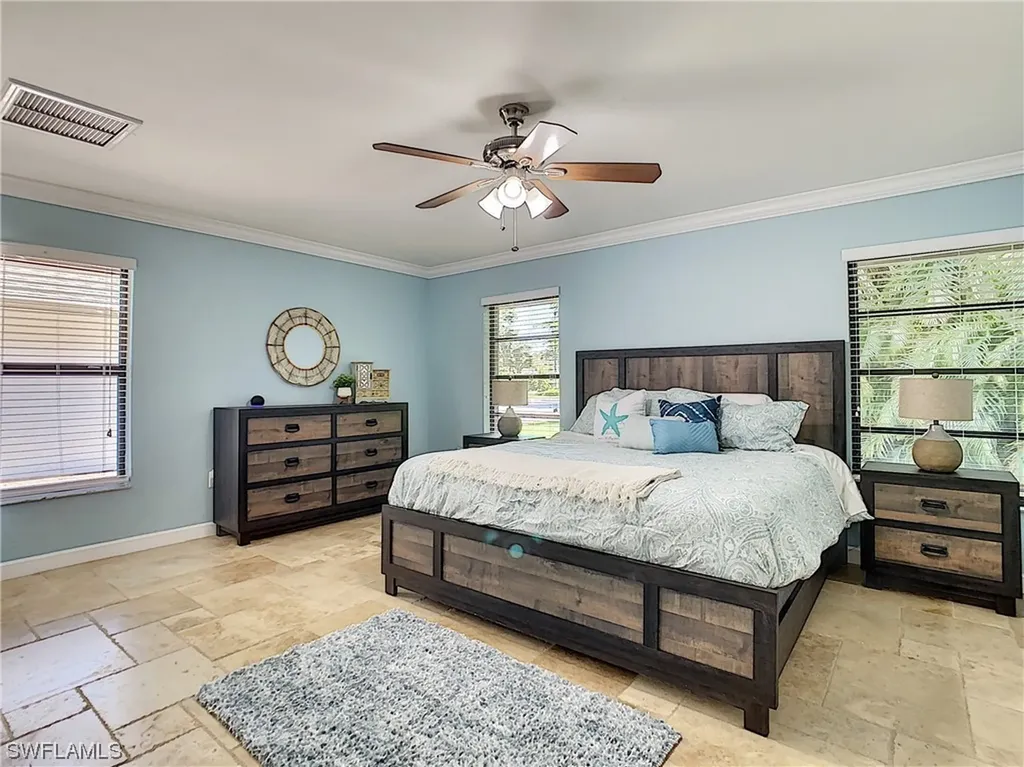 1749 Knights Way Naples FL 34112