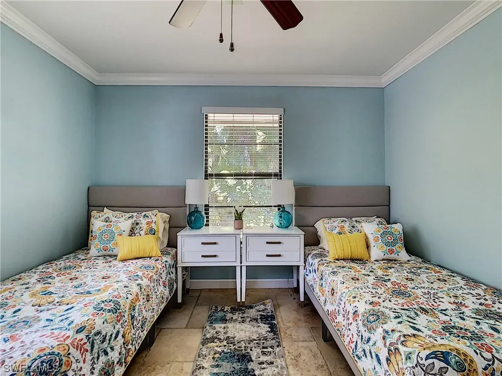 1749 Knights Way Naples FL 34112