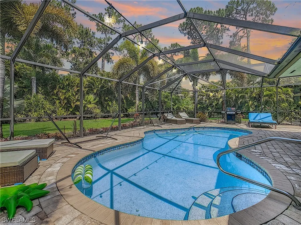 1749 Knights Way Naples FL 34112