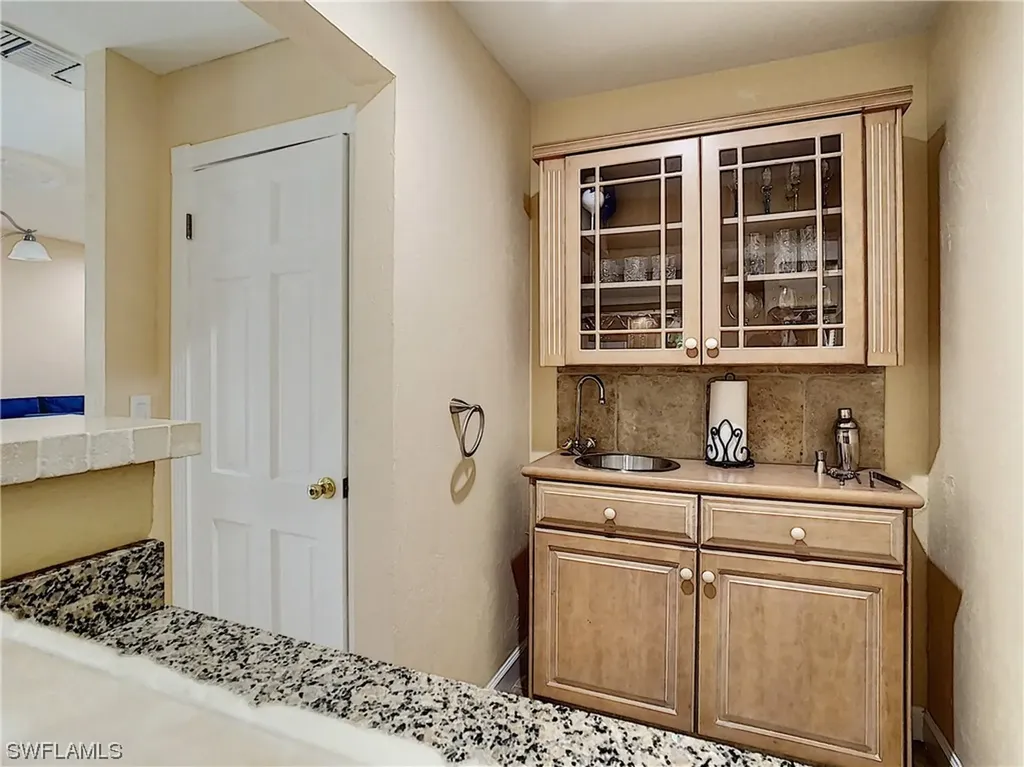 1749 Knights Way Naples FL 34112