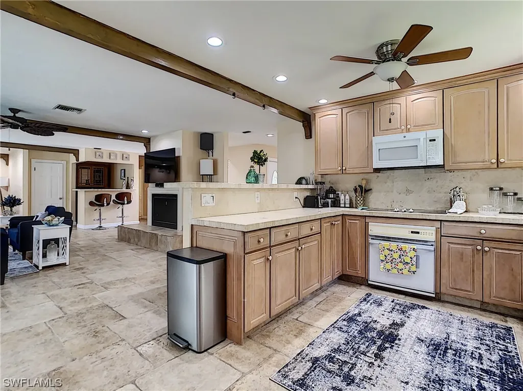 1749 Knights Way Naples FL 34112