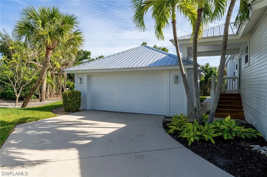 3708 Agate Court Sanibel FL 33957