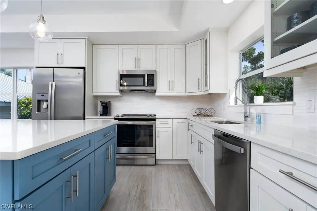 3708 Agate Court Sanibel FL 33957