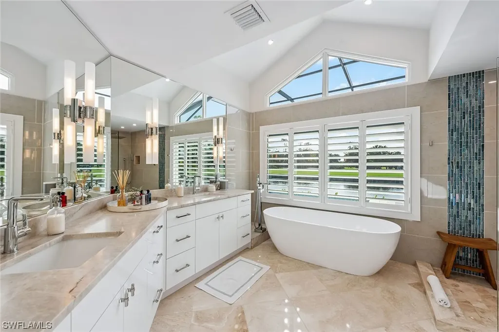 35 Grey Wing Point Naples FL 34113