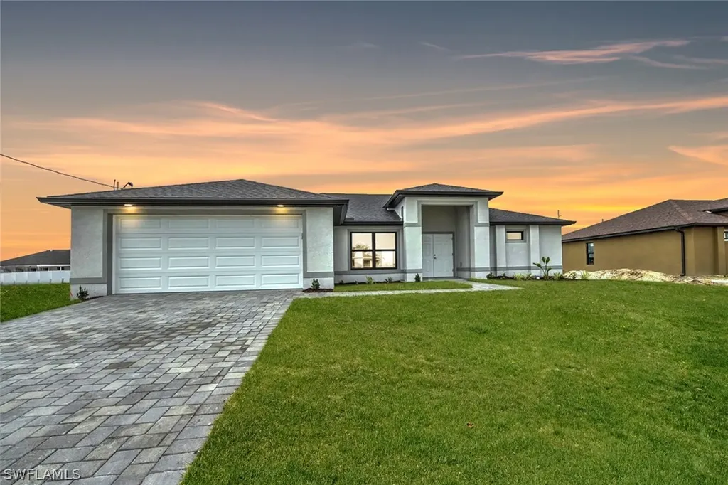 2240 Nw 7th Place Cape Coral FL 33993