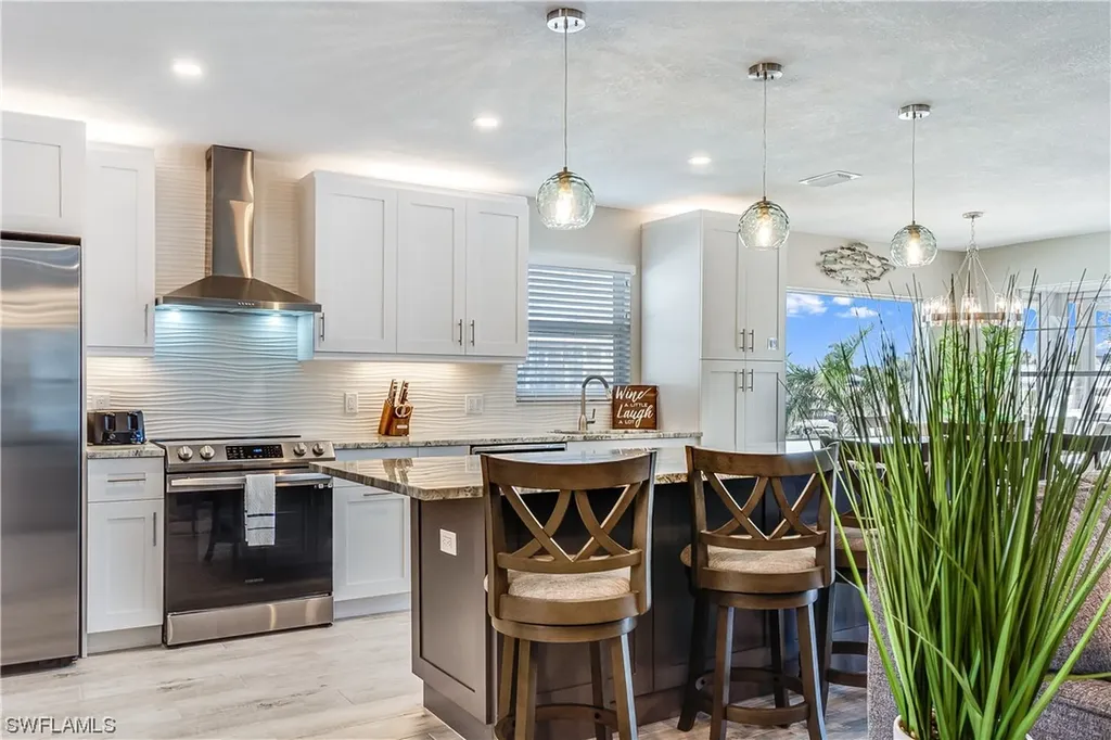 122 Primo Drive Fort Myers Beach FL 33931