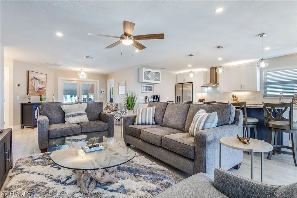 122 Primo Drive Fort Myers Beach FL 33931