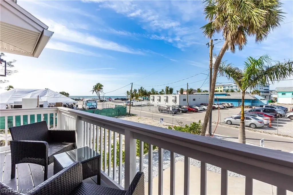 122 Primo Drive Fort Myers Beach FL 33931