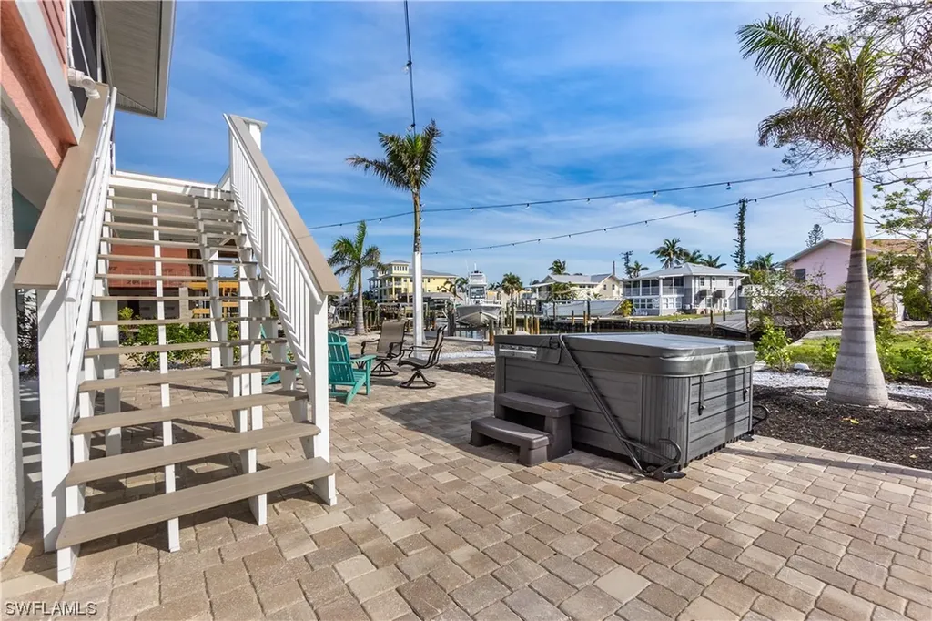 122 Primo Drive Fort Myers Beach FL 33931