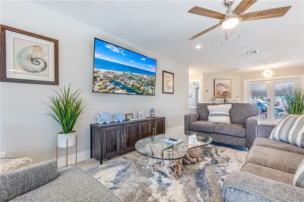 122 Primo Drive Fort Myers Beach FL 33931