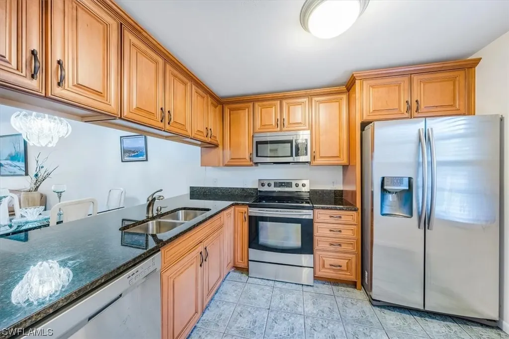 1714 Kings Lake Boulevard Naples FL 34112