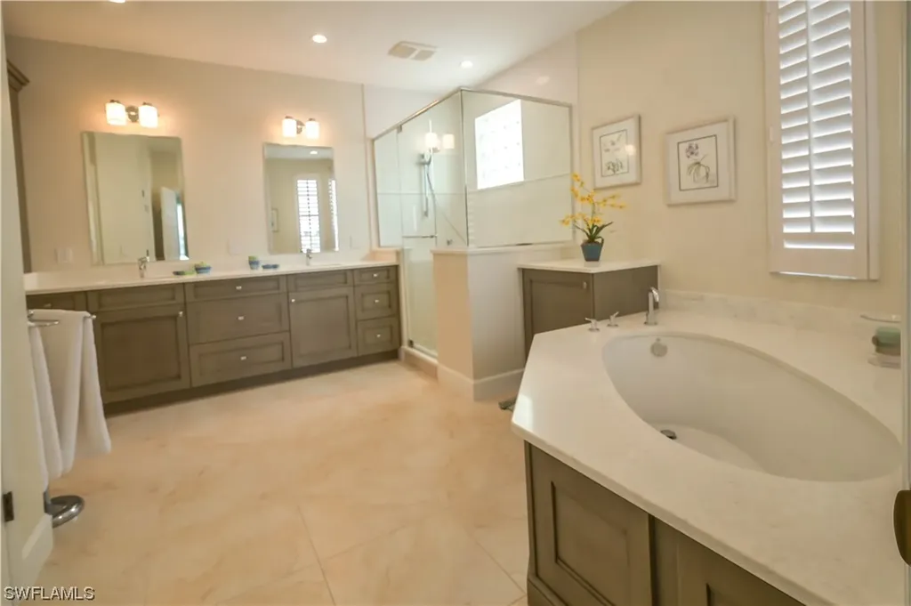 14335 Harbour Links Court Fort Myers FL 33908