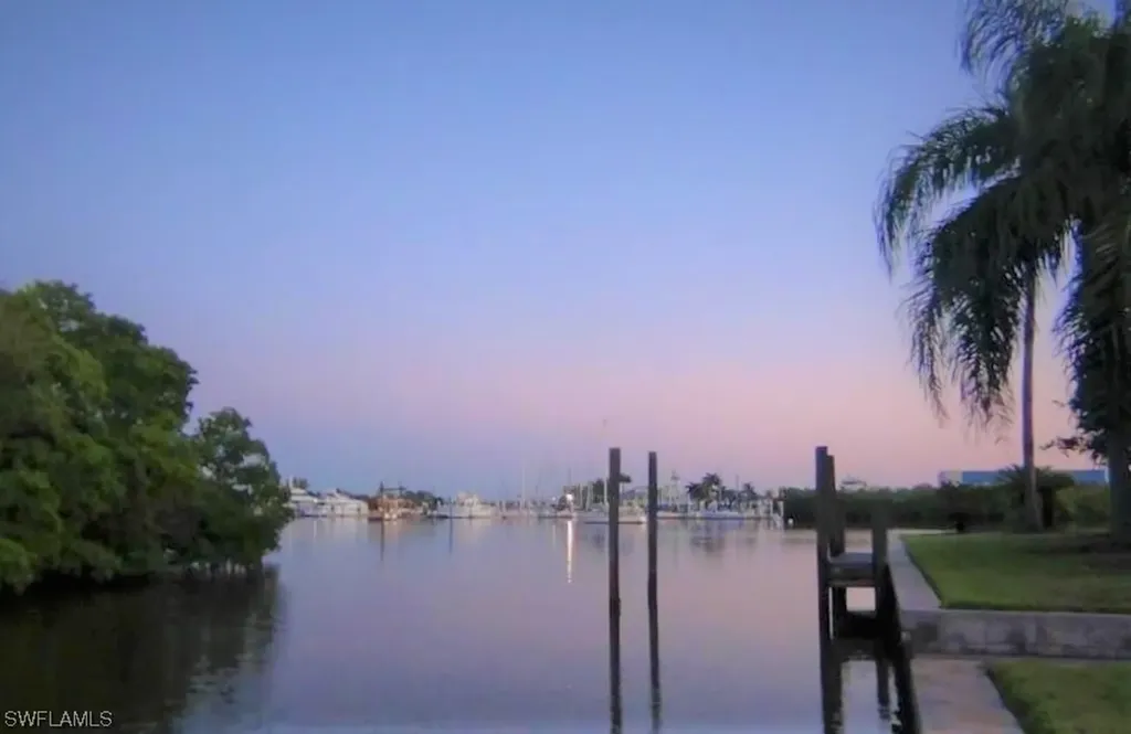 275 Tropical Shores Way Fort Myers Beach FL 33931