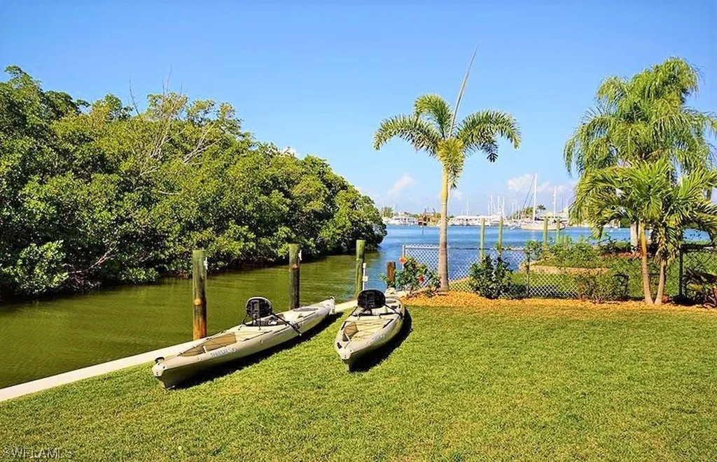 275 Tropical Shores Way Fort Myers Beach FL 33931