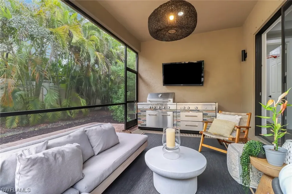 13391 Silktail Drive Naples FL 34109