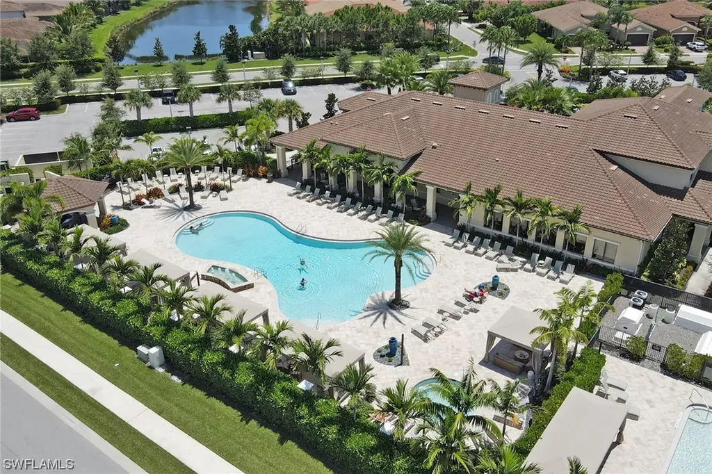 13391 Silktail Drive Naples FL 34109