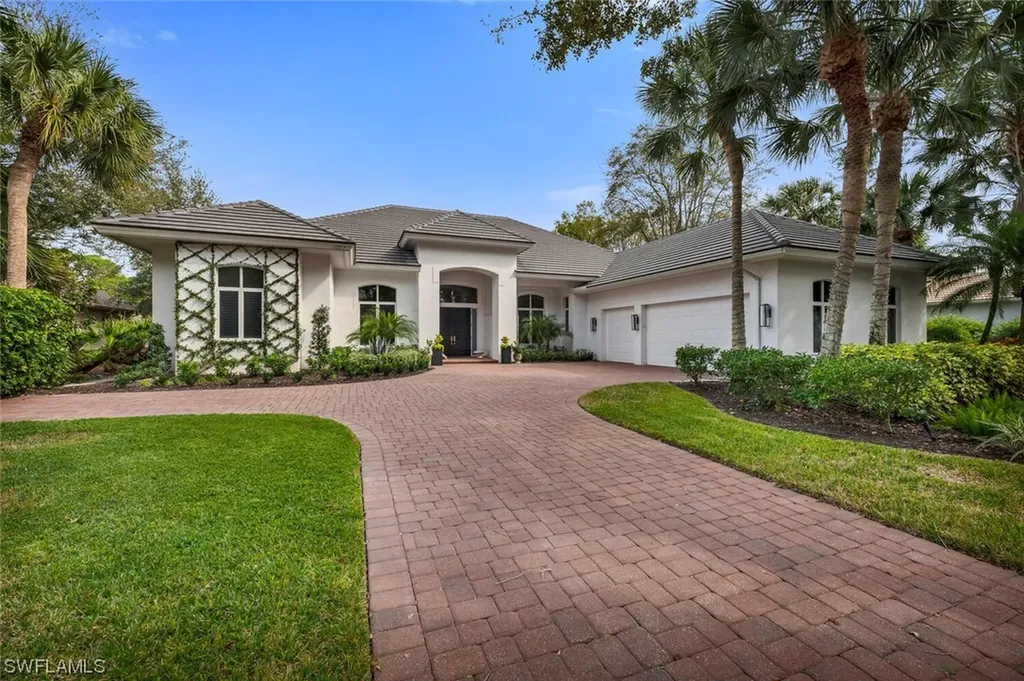 Naples FL, 1017 Barcarmil Way