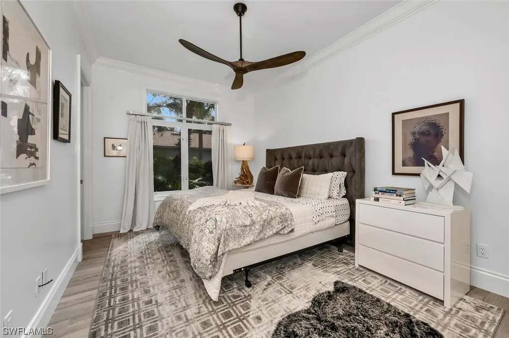1017 Barcarmil Way Naples FL 34110