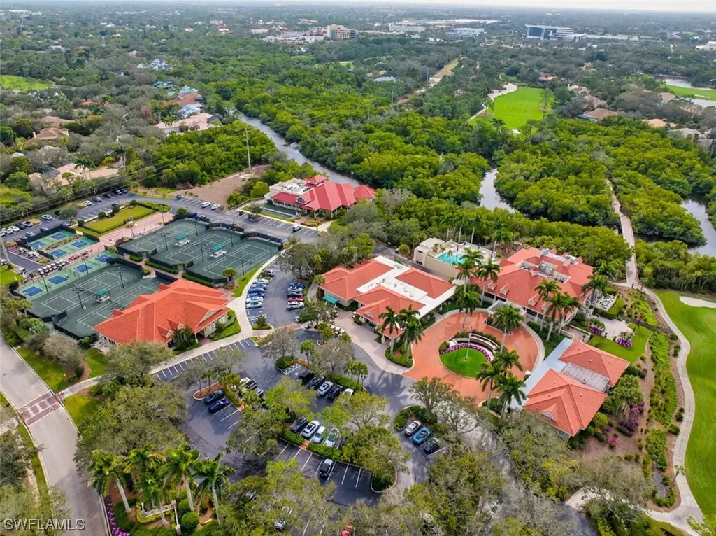 1017 Barcarmil Way Naples FL 34110