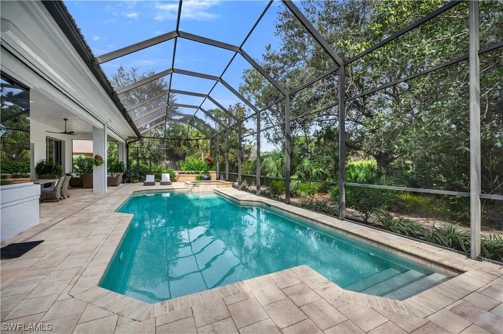 1017 Barcarmil Way Naples FL 34110