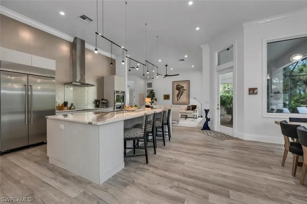 1017 Barcarmil Way Naples FL 34110