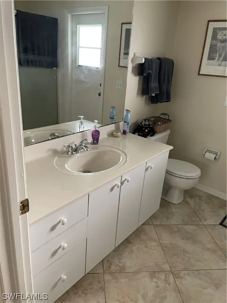 355 Henderson Court Marco Island FL 34145