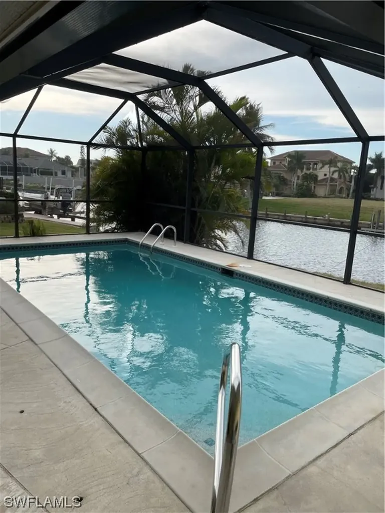 355 Henderson Court Marco Island FL 34145