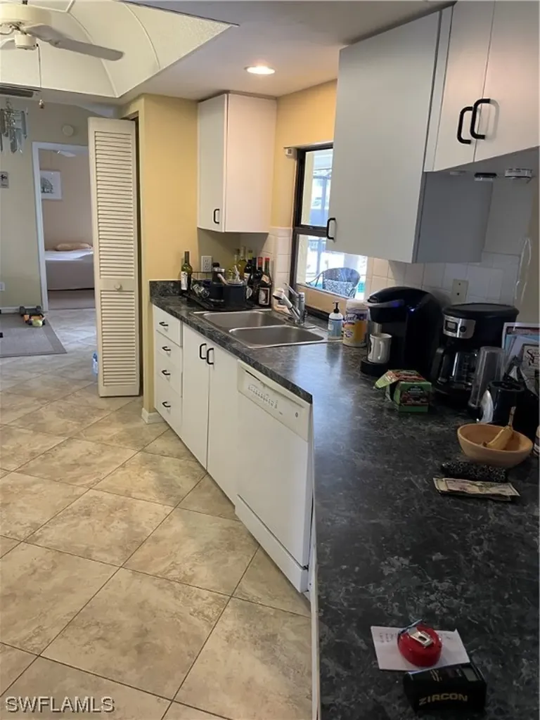 355 Henderson Court Marco Island FL 34145