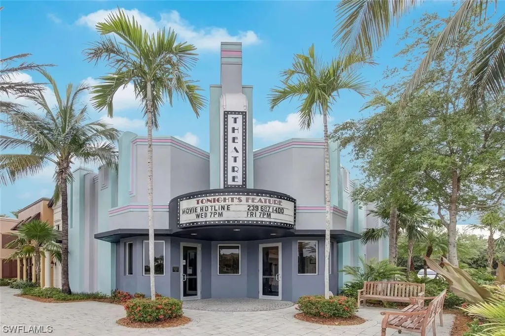 9154 Chula Vista Street Naples FL 34113