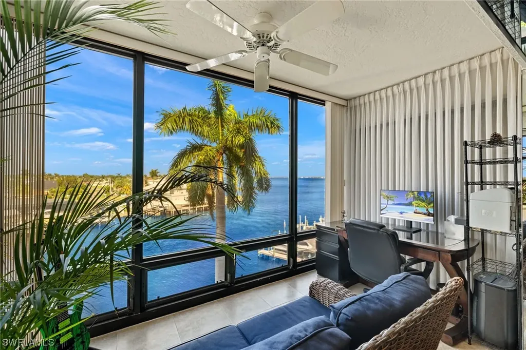 4013 SE 20th Place Cape Coral FL 33904