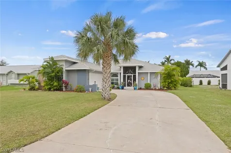 3708 SE 2nd Place Cape Coral FL 33904