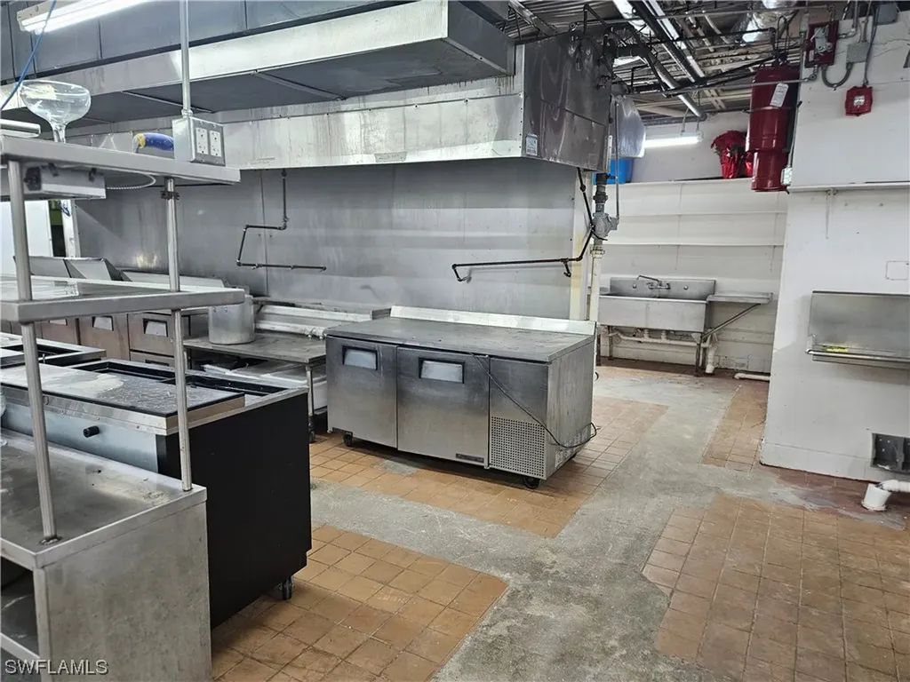 4805 S Cleveland Avenue Fort Myers FL 33907