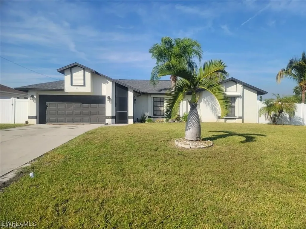 911 SW 33rd Street Cape Coral FL 33914