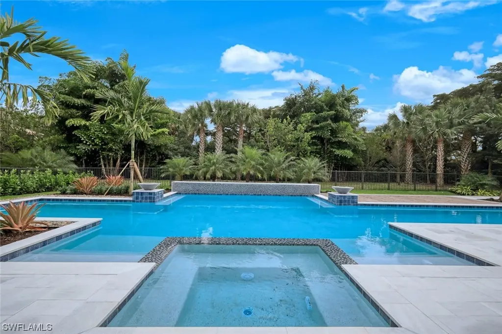 16743 Enclave Circle Naples FL 34110
