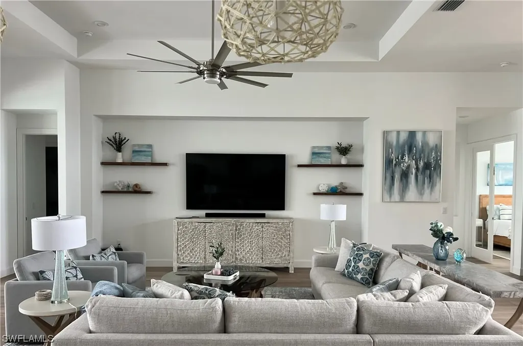 Fort Myers FL, 17224 Blue Sapphire Drive