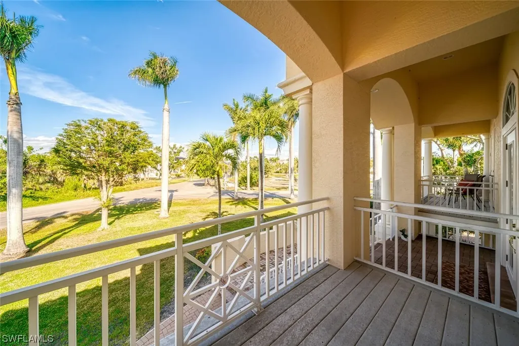 2239 Starfish Lane Sanibel FL 33957