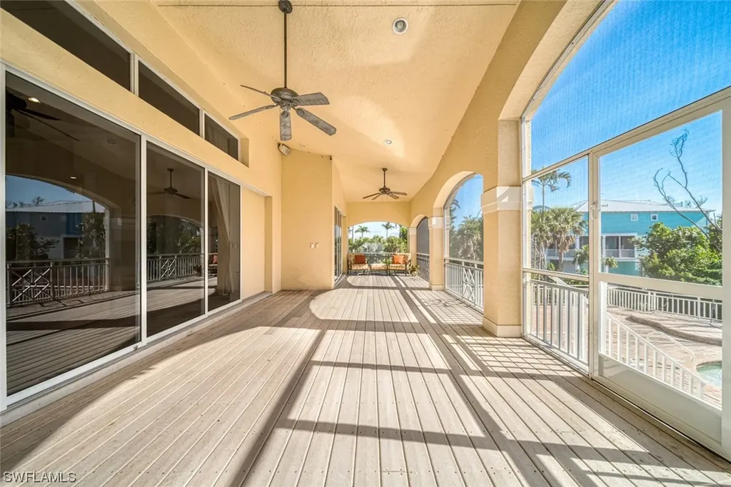 2239 Starfish Lane Sanibel FL 33957