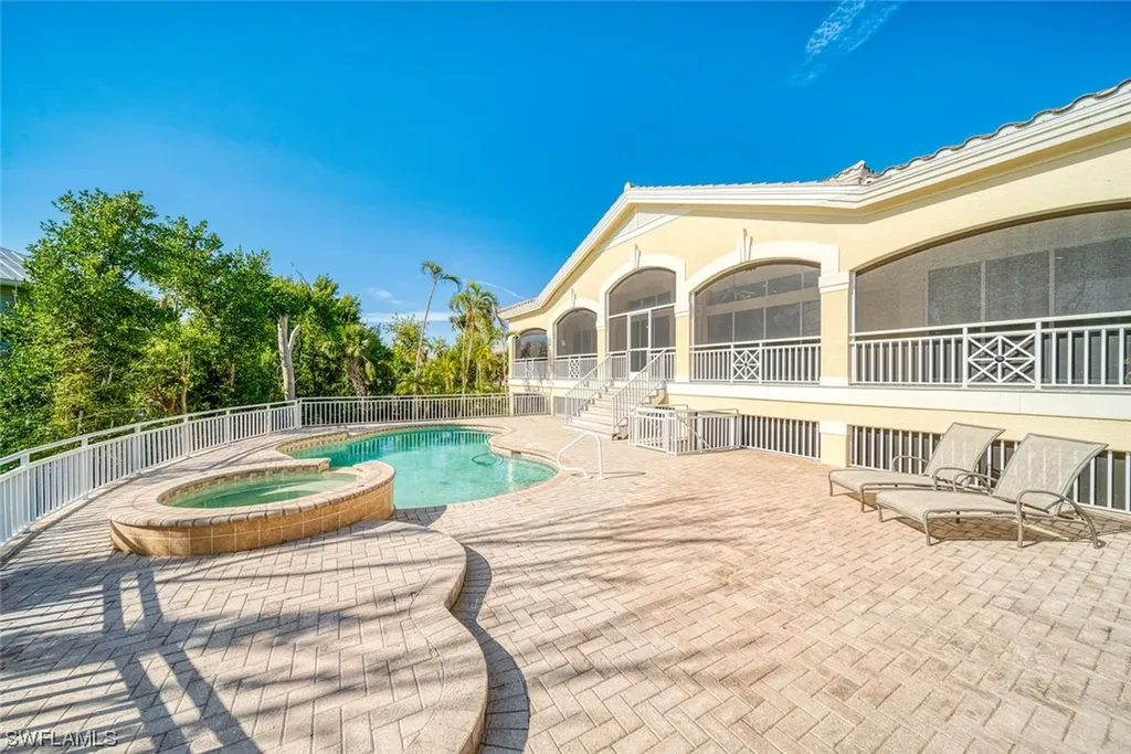 2239 Starfish Lane Sanibel FL 33957