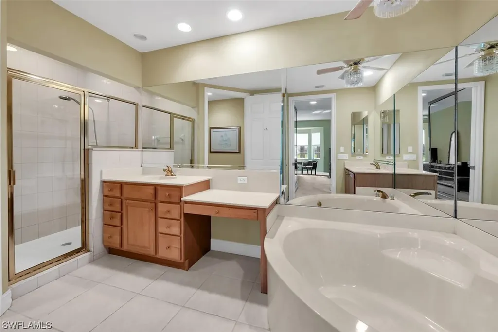5975 Trophy Drive Naples FL 34110
