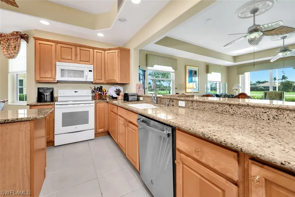 5975 Trophy Drive Naples FL 34110