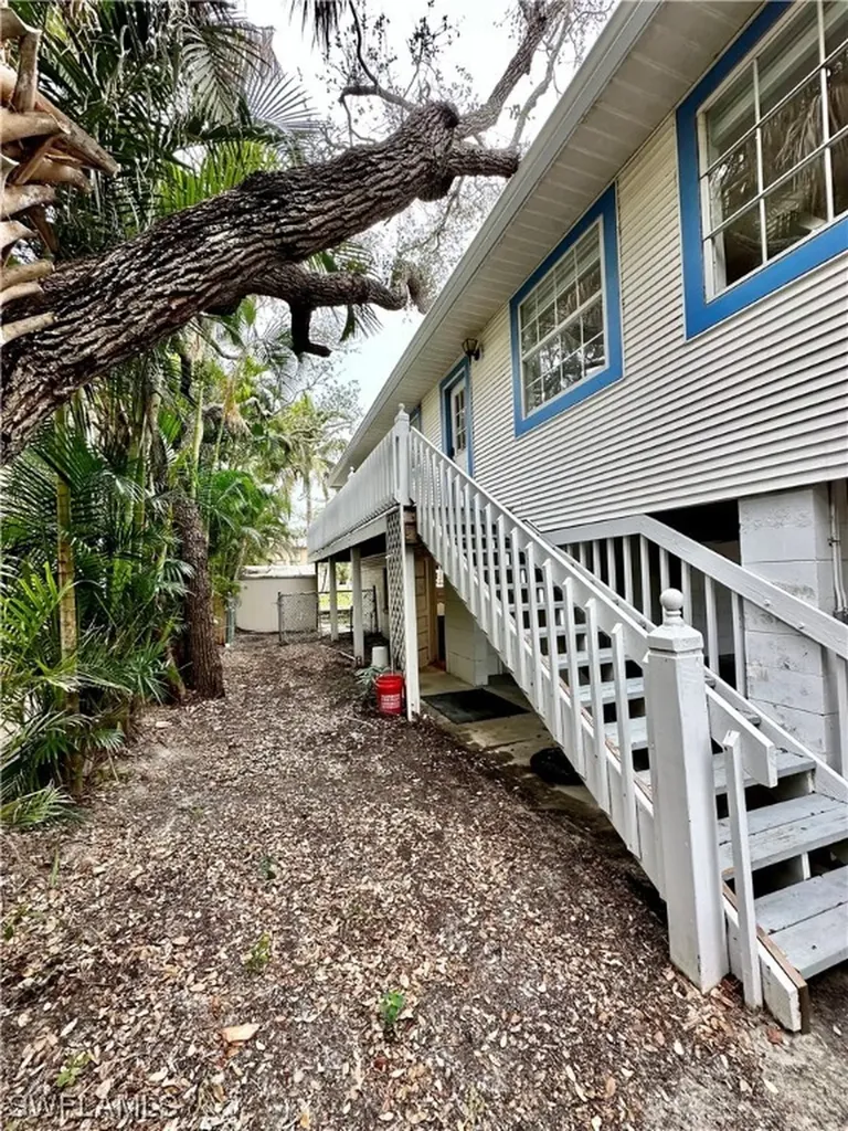 240 Dundee Road Fort Myers Beach FL 33931