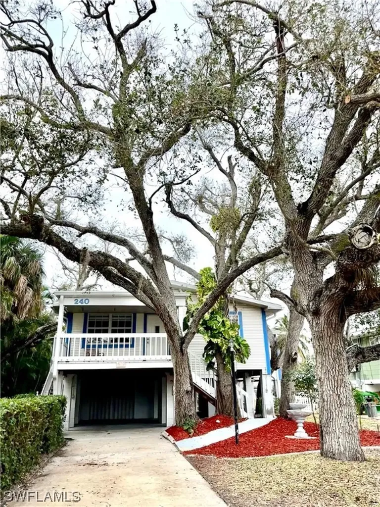 240 Dundee Road Fort Myers Beach FL 33931