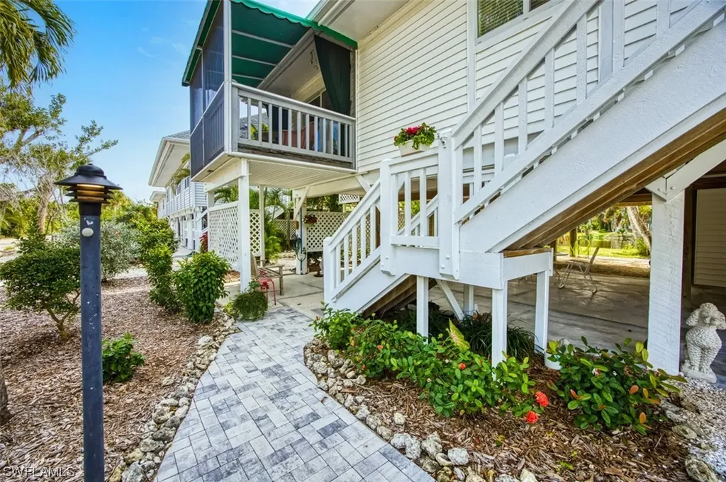 2166 Egret Circle Sanibel FL 33957