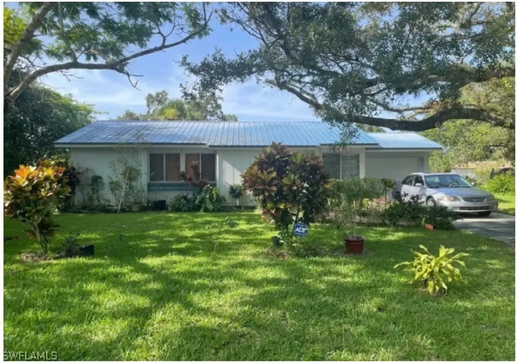 4018 W Palomar Circle Labelle FL 33935